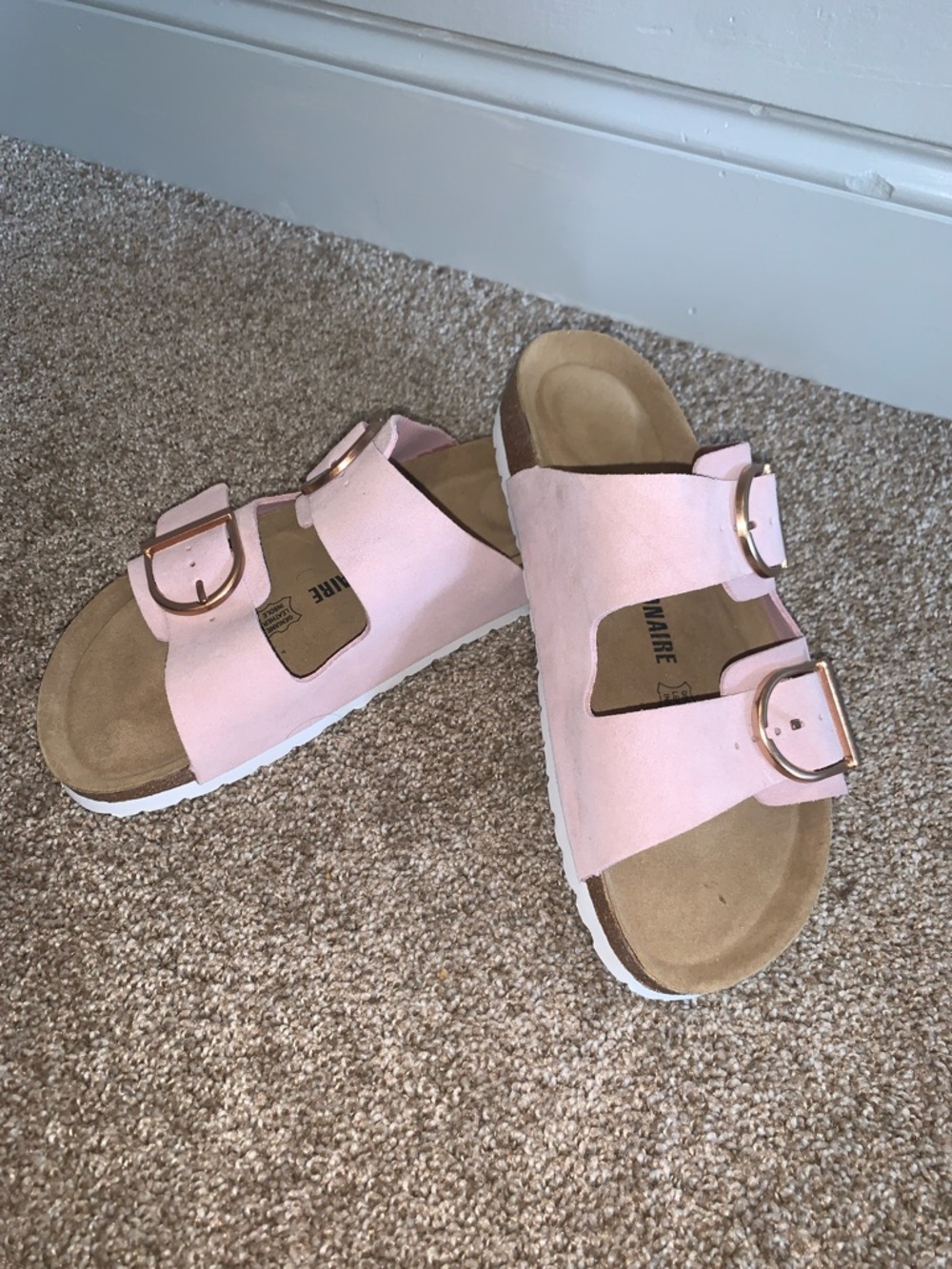 Cushionaire Legacy Cork Footbed Sandal in Pink